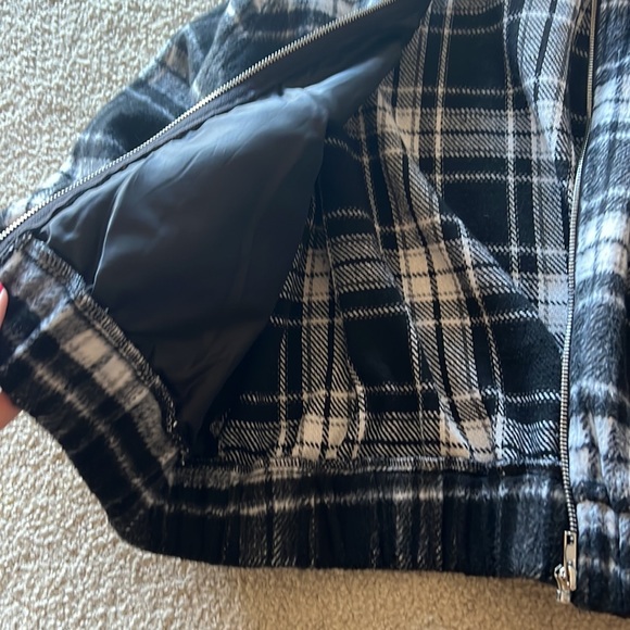 Hyfve soft zip down coat sz Small - Picture 3 of 4